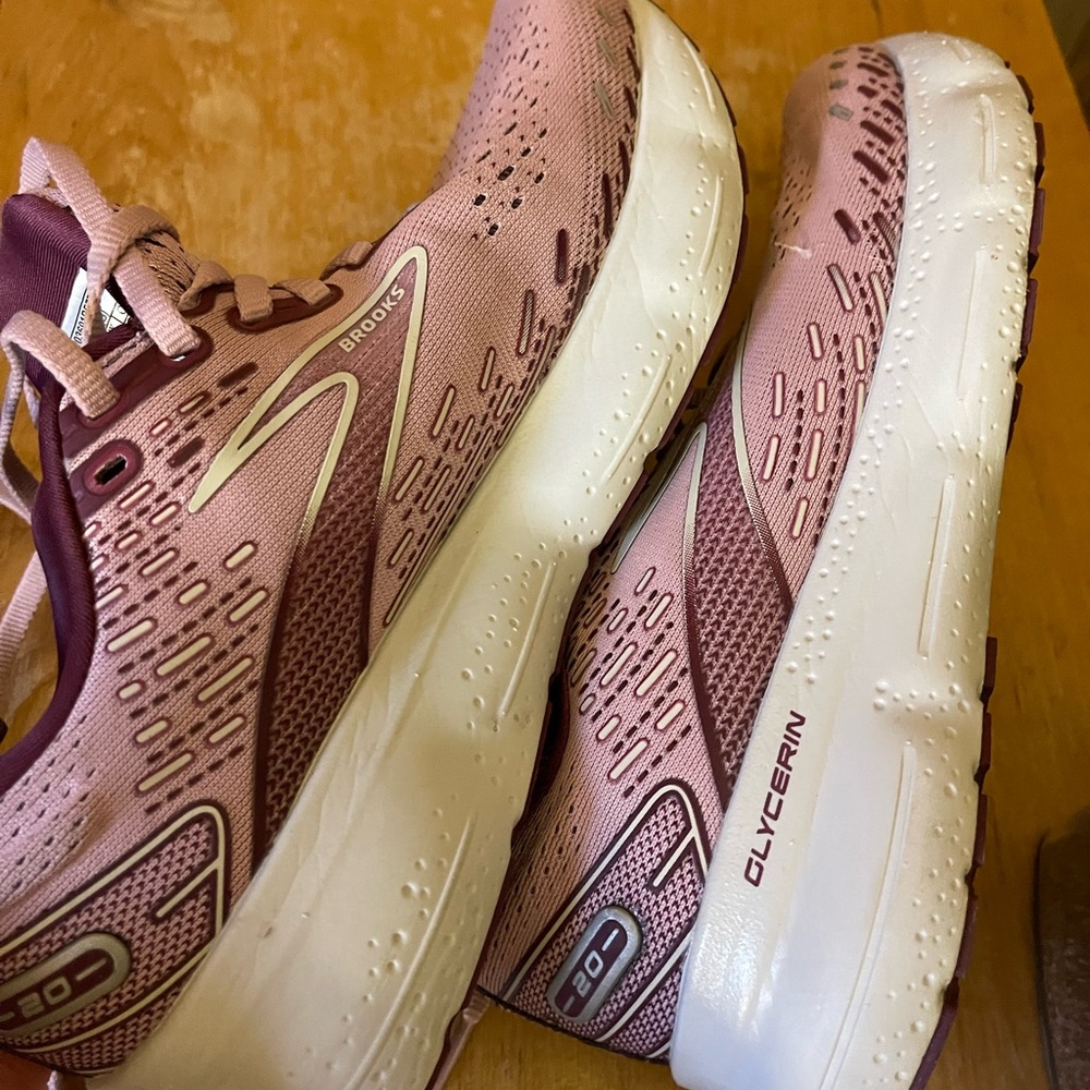 Women’s Brooks Glycerin 20 size 8 medium - Picture 8 of 10